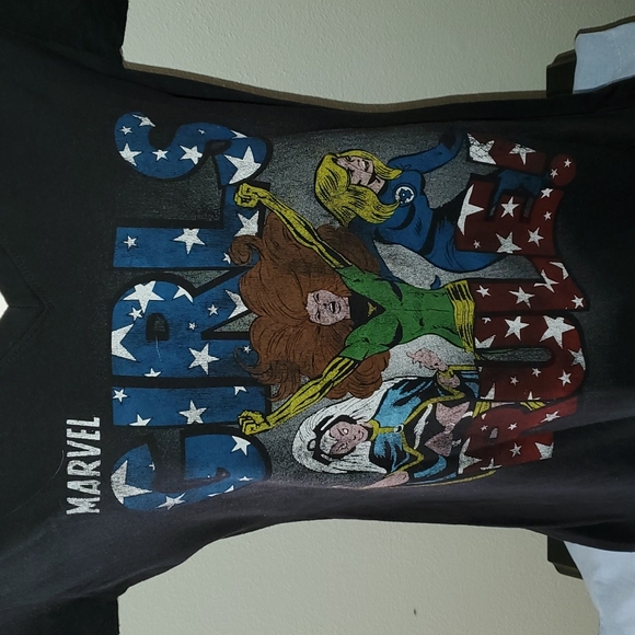 2010 MARVEL HER-OES Marvel "Girls Rule" Black T-shirt. Sz XL (15/17). Never Worn - Picture 2 of 6